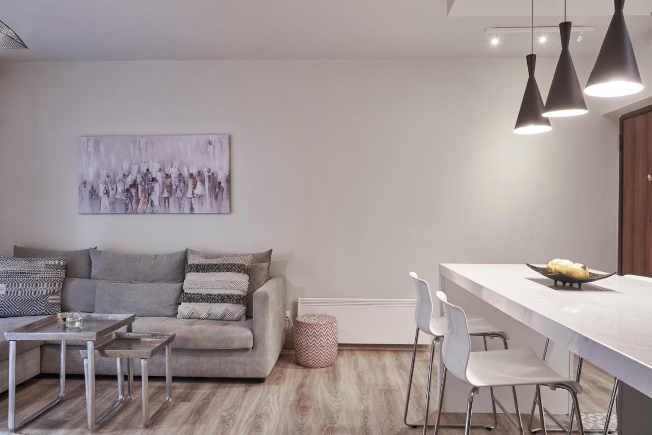 Charitos Iχ, Chic N Modern 2Bd Apt Atina Dış mekan fotoğraf
