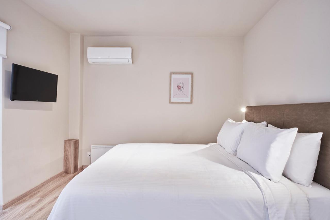 Charitos Iχ, Chic N Modern 2Bd Apt Atina Dış mekan fotoğraf